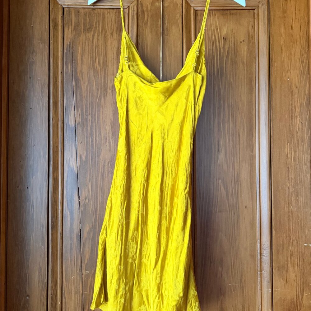 Audrey 3+1 Yellow Shimmer Cowl Neck Mini Dress - Picture 2 of 4